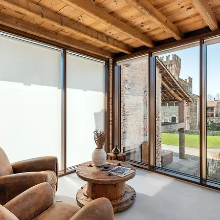 Della Torre Bed & Breakfast